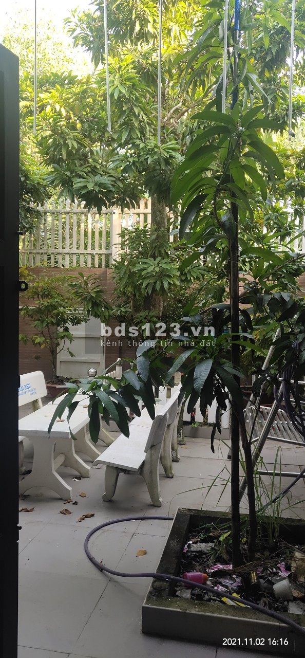 Bán biệt thự mặt tiền giá nhà phố tặng toàn bộ nội thất gỗ xịn xò liên hệ 0966976973