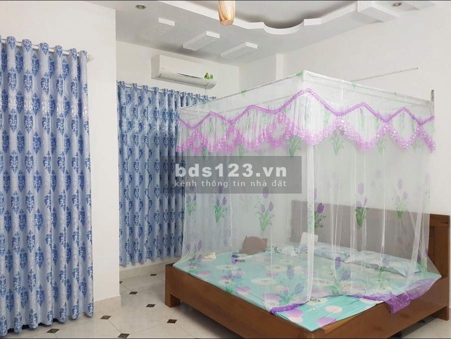 Gia đình kẹt tiền nên cần bán căn nhà 100m2(5x20m) chính chủ, an toàn pháp lý, gần KCN.