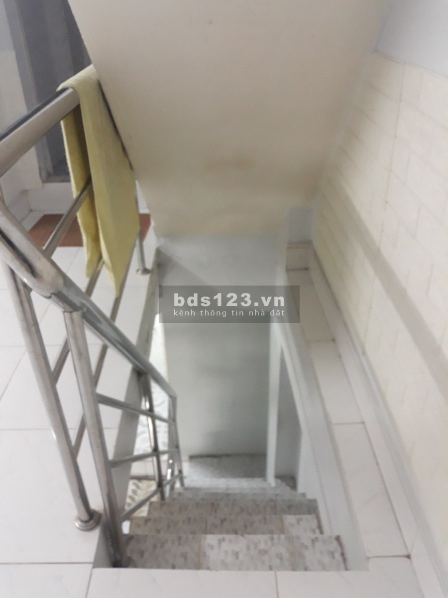 Nhà quận 1 đường Trần Quang Khải nhà đẹp, thoáng mát, ngay trung tâm liên hệ 0908018432