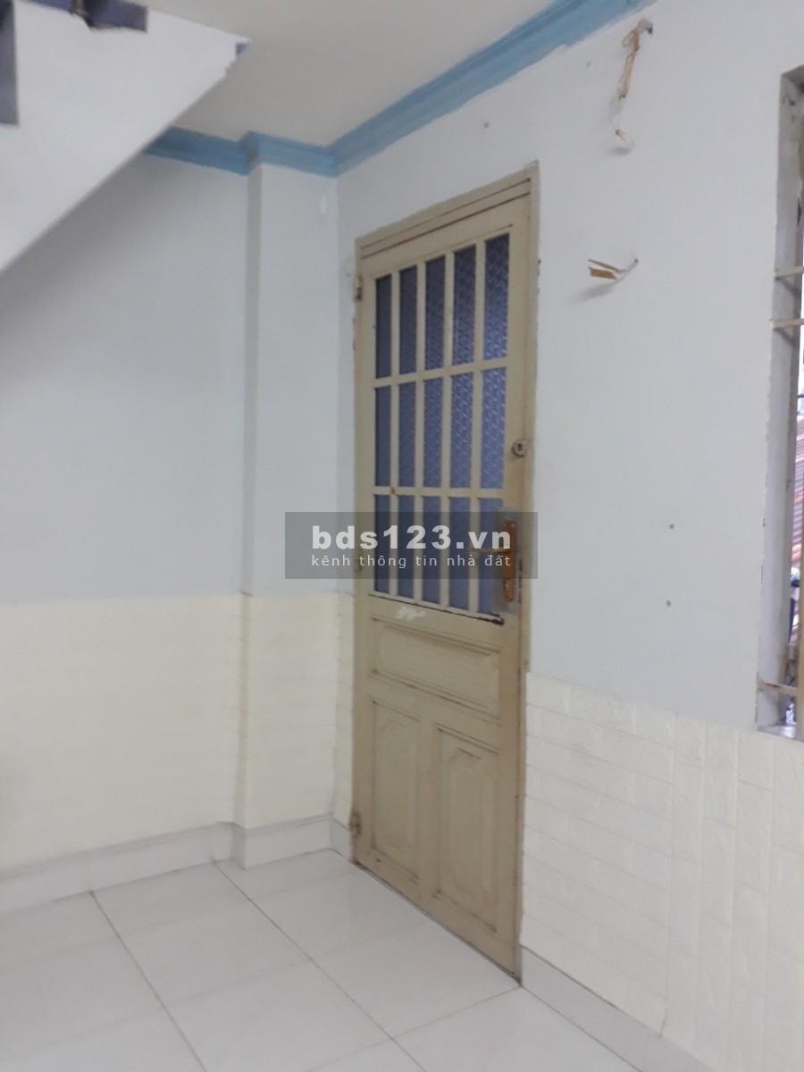 Nhà quận 1 đường Trần Quang Khải nhà đẹp, thoáng mát, ngay trung tâm liên hệ 0908018432