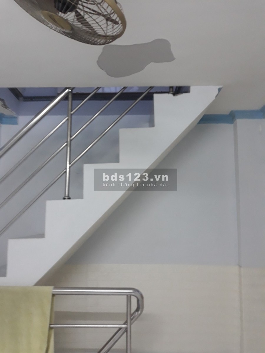 Nhà quận 1 đường Trần Quang Khải nhà đẹp, thoáng mát, ngay trung tâm liên hệ 0908018432