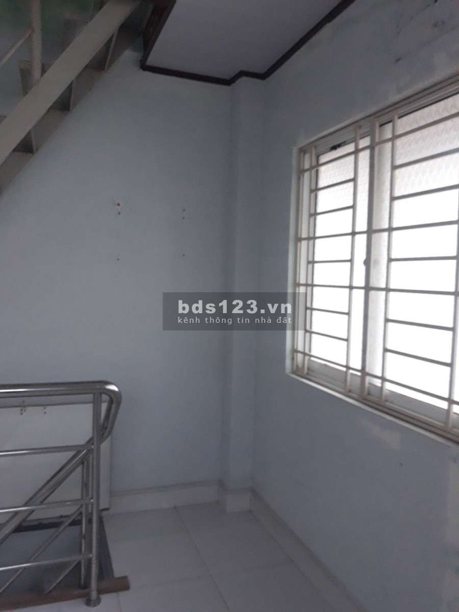 Nhà quận 1 đường Trần Quang Khải nhà đẹp, thoáng mát, ngay trung tâm liên hệ 0908018432