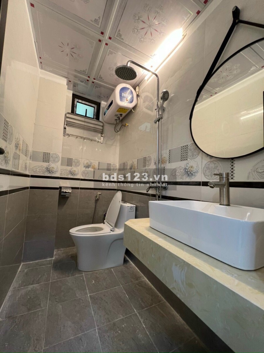 Chính chủ bán nhà 5 tầng trung tâm Quận Hà Đông liên hệ xem nhà 0989455970