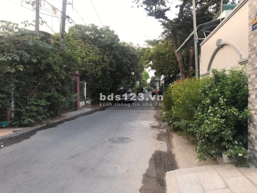Cho thuê nhà nguyên căn rộng thoáng sạch đẹp khu phố văn minh, nhiều tiện ích, cách Becamex 300m