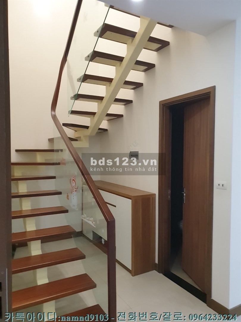 Cho thuê căn 3N Duplex nội thất cơ bản chung cư Vinhomes Gardenia môi trường sống yên tĩnh