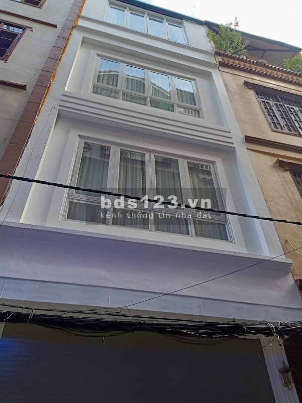 Bán nhà Trung Kính gara ô tô kinh doanh đỉnh, diện tích 55m2, giá bán nhỉnh 8 tỷ, sổ sẵn