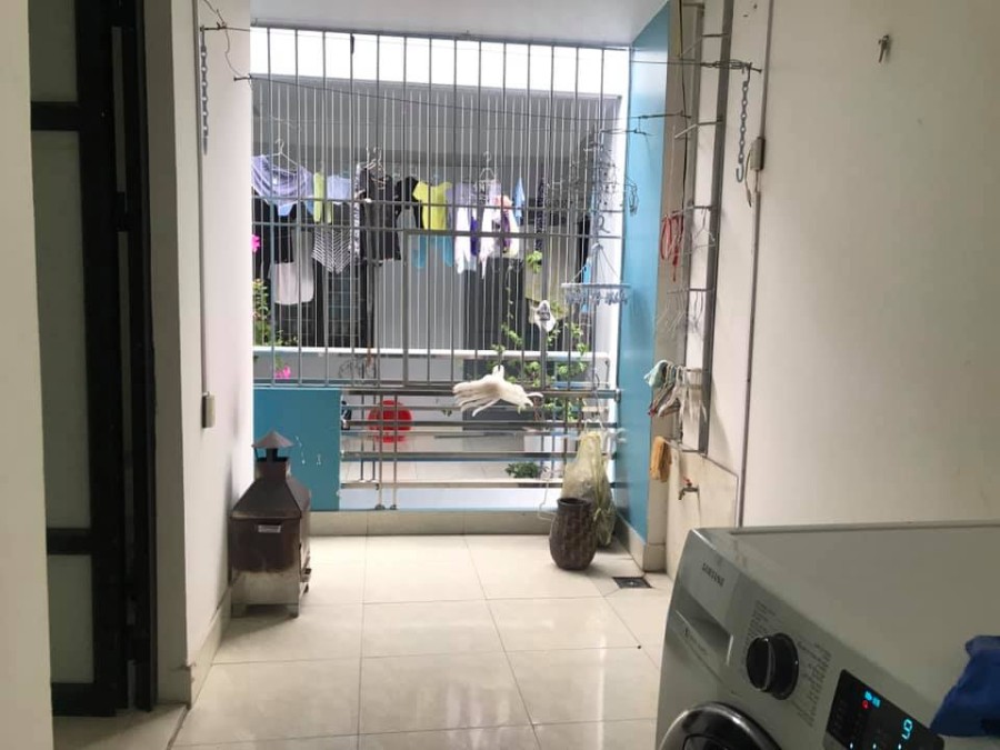 Bán nhà Phạm Văn Đồng giá bán 3,5 tỷ, tặng nội thất xin sò, ô tô đỗ cửa khu dân cư cao cấp
