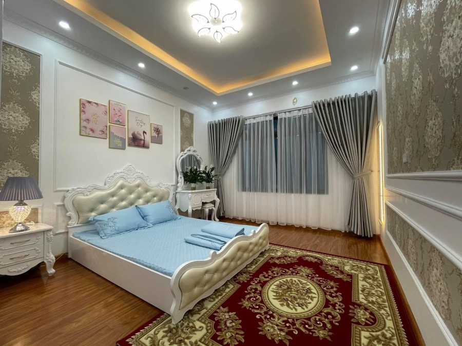 Bán siêu phẩm nhà phố Hai Bà Trung, trước nhà thoáng vĩnh viễn, giá bán chỉ 5 tỷ, lhcc
