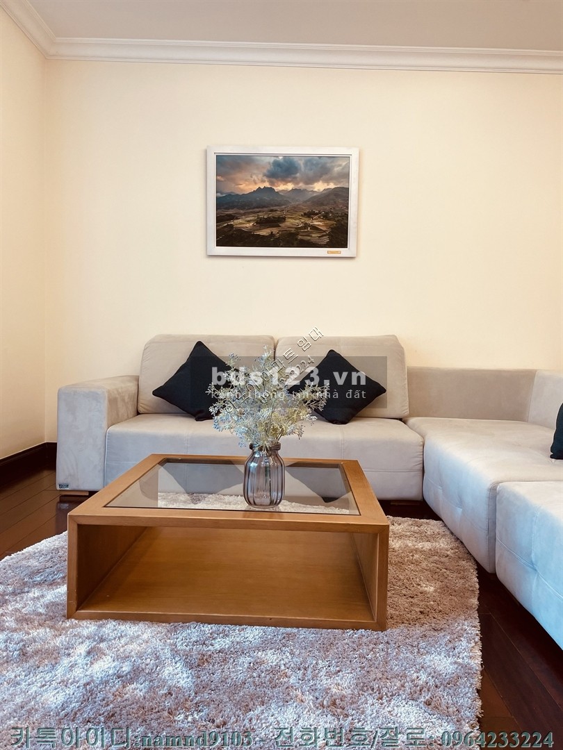 Cần cho thuê căn 2N full nội thất chung cư Royal City diện tích 110m2, giá tốt nhất thị trường