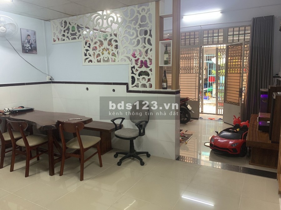 Bán nhà nguyên căn 1 trệt, 1 lầu tổng diện tích 54m2 (4.6x12)…