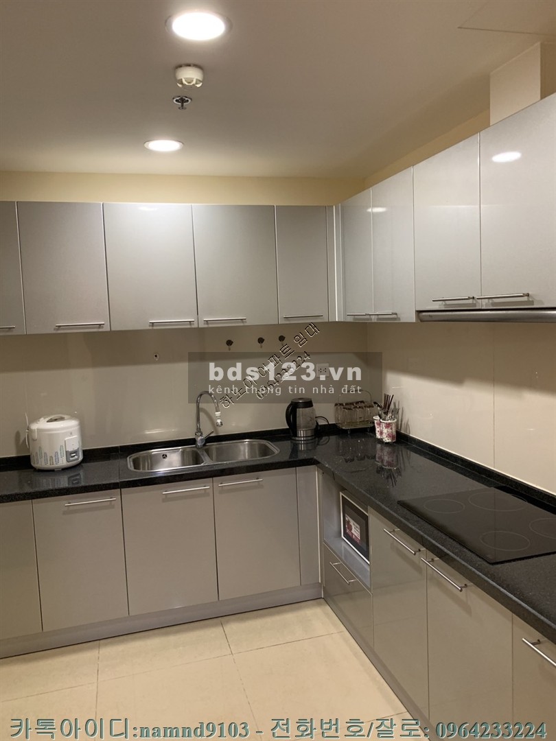 Cần cho thuê căn 2N full nội thất chung cư Royal City diện tích 110m2, giá tốt nhất thị trường