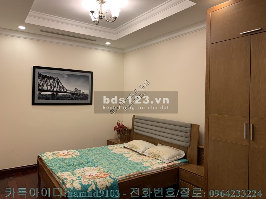 Cần cho thuê căn 2N full nội thất chung cư Royal City diện tích 110m2, giá tốt nhất thị trường