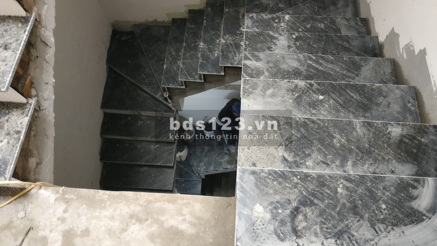 Nhà đẹp mặt ngõ Nguyễn Sơn mới toanh ngay trung tâm Long biên, dt 51m2 5 tầng giá 6.5 tỷ