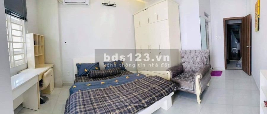 Bán nhà hẻm 20 Bờ Bao Tân Thắng 70m2 mới đẹp chỉ 5.49 tỷ LH 0896721788