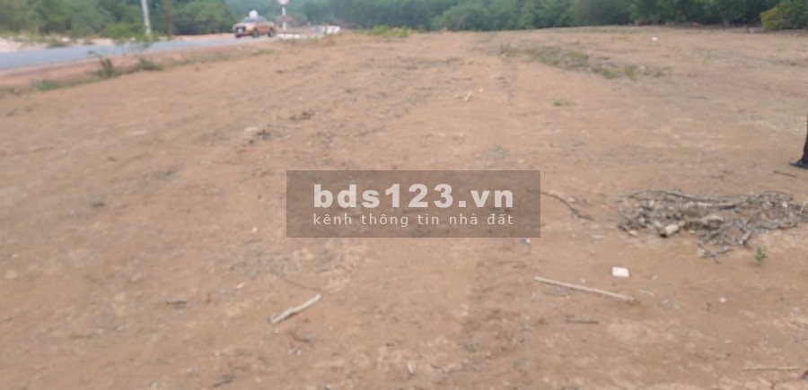 Bán đất Tân Lợi, Đồng Phú, mặt tiền đường liên Xã QH 28m ngay Tuyến số 4 KCN Becamex Đồng Phú