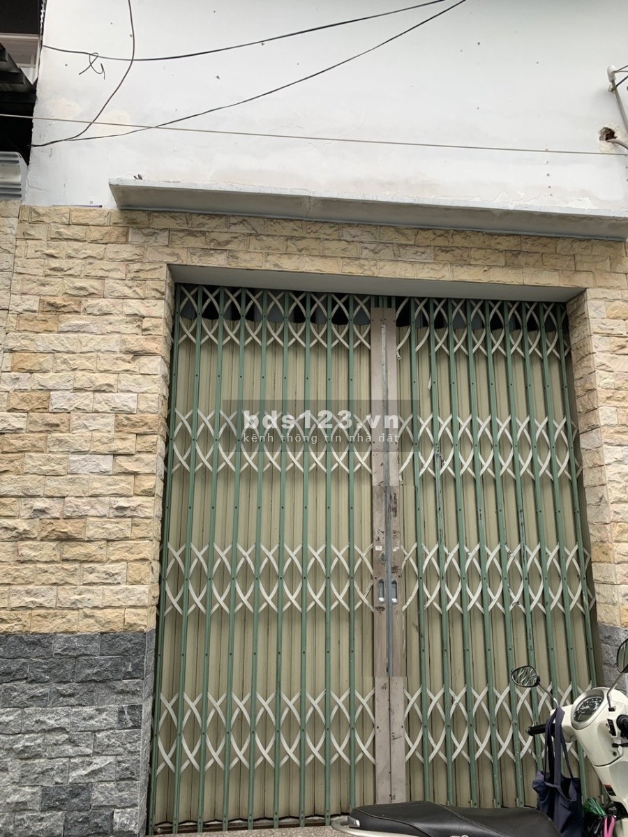 Bán nhà vị trí đẹp hẻm 5m chỉ cách mặt tiền Lê Quang Sung 20m