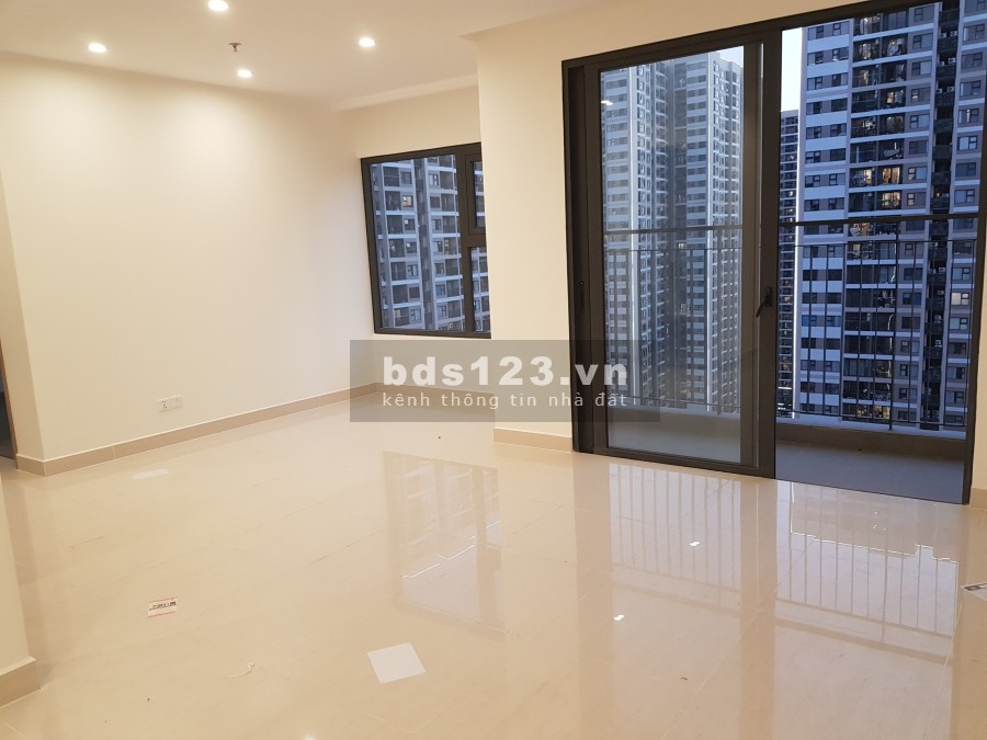 Chính chủ Cắt lỗ 200tr, CH 2Pn+1, 2Wc, hướng BC đông nam, view bể bơi tại Vinhomes Smart City