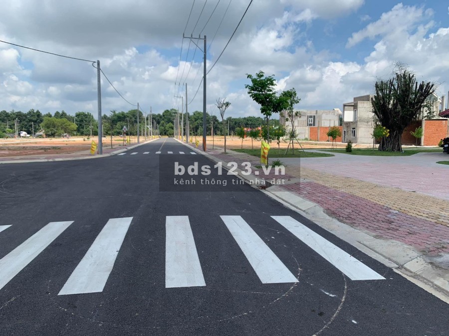 Bán đất mặt tiền quốc lộ 13 tại Bàu Bàng Bình Dương hai mặt tiền đường lớn, tiện ích đầy đủ