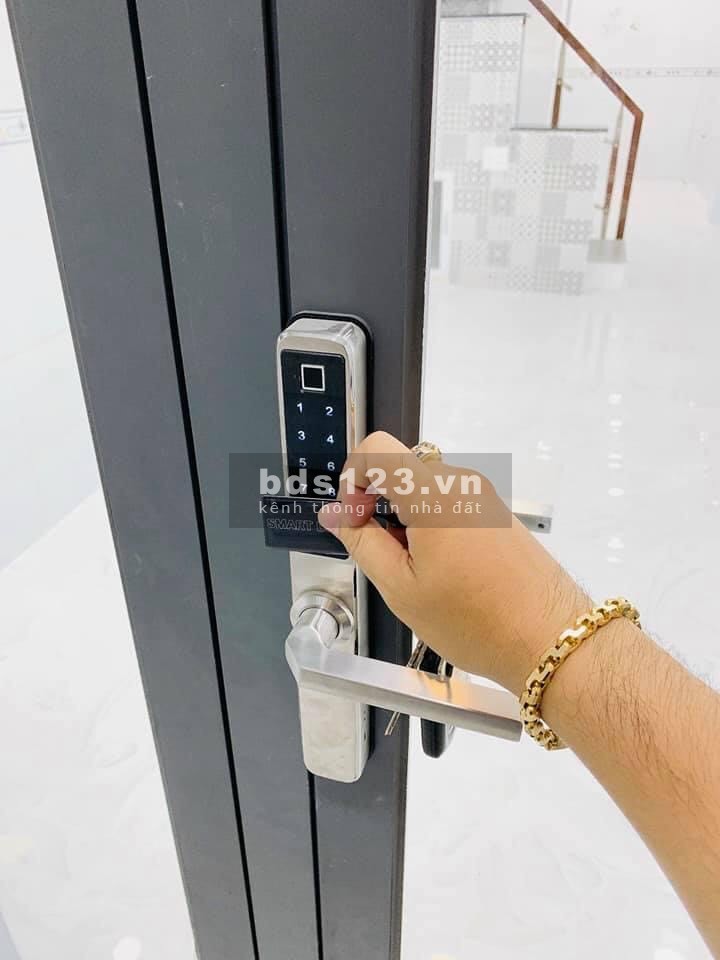 Bán nhà nguyên căn siêu Vip đường Trần Phú, phường 4, Quận 5 giá bán chỉ 5.39 tỷ