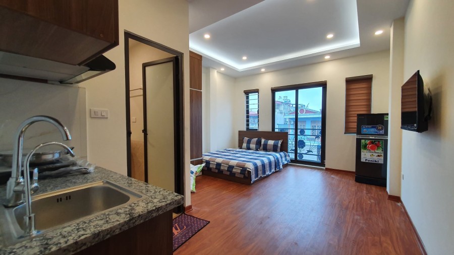 Bán CCMN Nguyễn Trãi 94m2, MT 5.2m, 8 tầng thang máy. dòng tiền 1 tỷ/ năm.