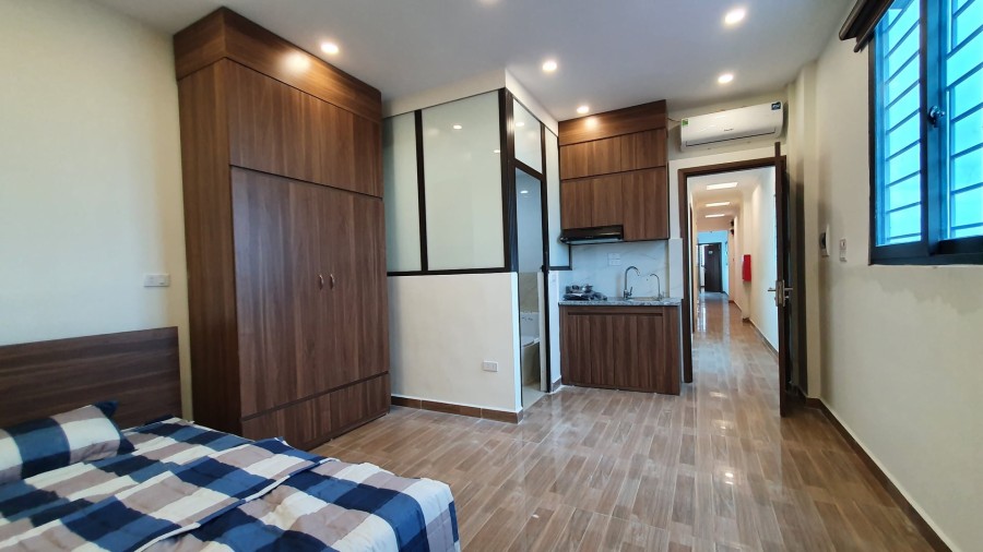 Bán CCMN Nguyễn Trãi 94m2, MT 5.2m, 8 tầng thang máy. dòng tiền 1 tỷ/ năm.