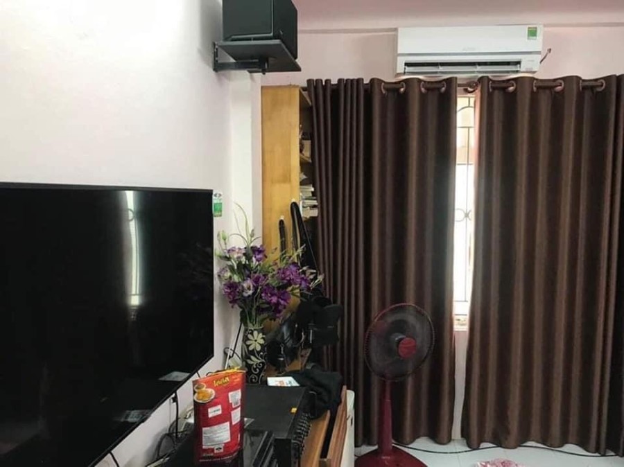 Mặt đường 5, phường Sài Đồng, kinh doanh đỉnh, diện tích 24m2 4 tầng, giá bán 2,7 tỷ