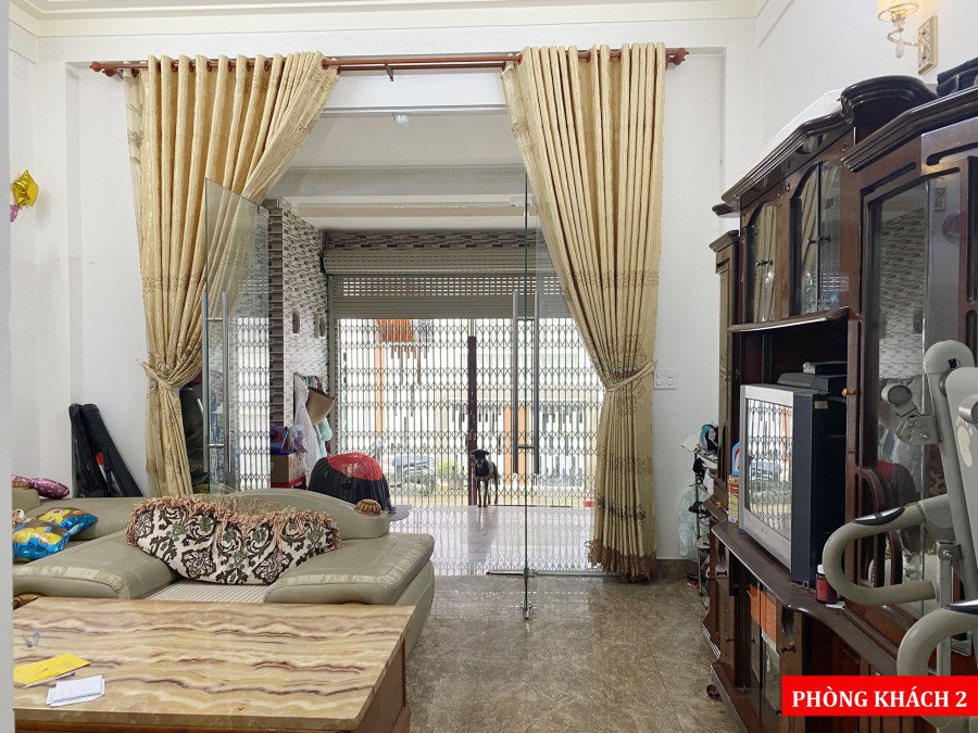 Bán nhà KQH Ngô Quyền Đà Lạt 5 Lầu, Hai mặt đường, Gần chợ, Gần trường học, full nội thất cao cấp