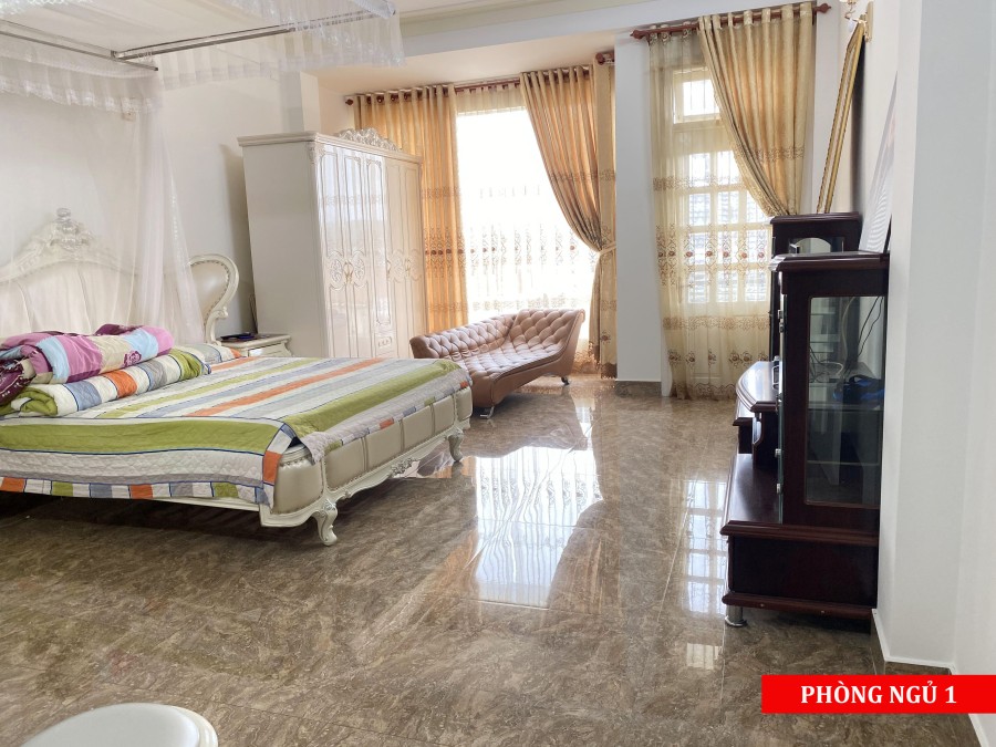Bán nhà KQH Ngô Quyền Đà Lạt 5 Lầu, Hai mặt đường, Gần chợ, Gần trường học, full nội thất cao cấp