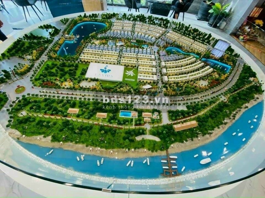 Bán gấp BIỆT THỰ THƯƠNG MẠI 220m2. vị trí Trung tâm dự án LAVIDA VŨNG TÀU. Giá chỉ từ 3 tỷ đồng.