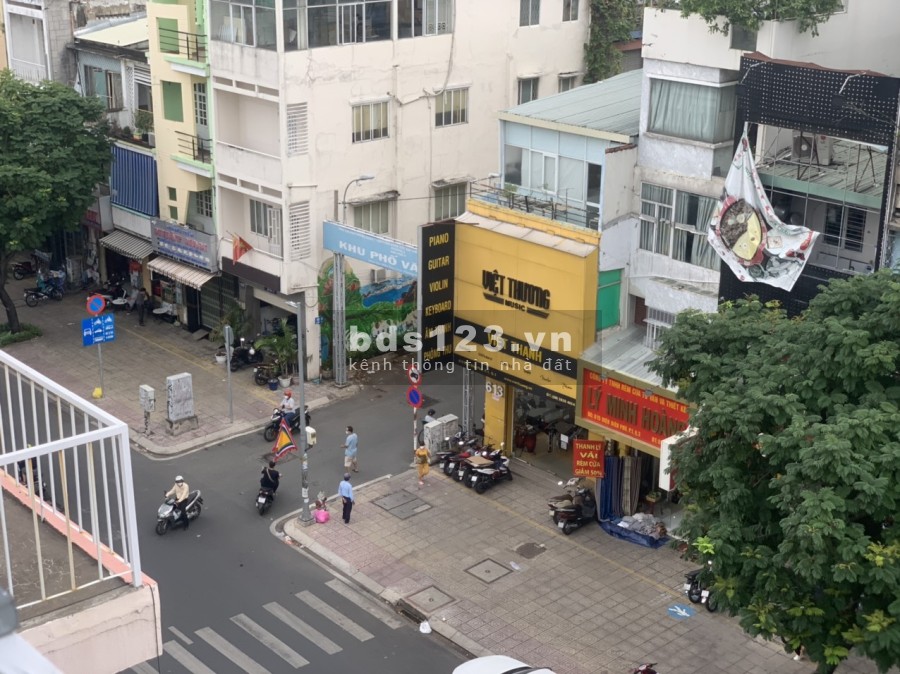 Chính chủ cần cho thuê mặt bằng có kho và chỗ ngủ lại 696 Điên Phủ P10 Quận 10