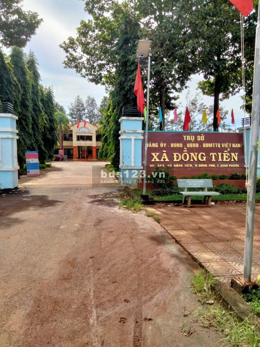 Bán đất nền thổ cư sổ sẵn, vị trí đẹp, pháp lý rõ ràng, giá bán 650 triệu, lh 0773104954