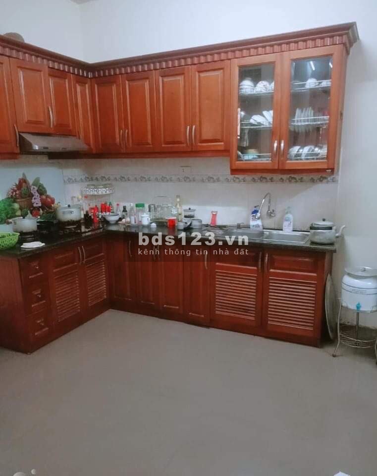 Bán nhà Chiến Thắng Văn Quán, Hà Đông chủ nhà cần bán gấp nhà diện tích 76m2, mt 6.1m
