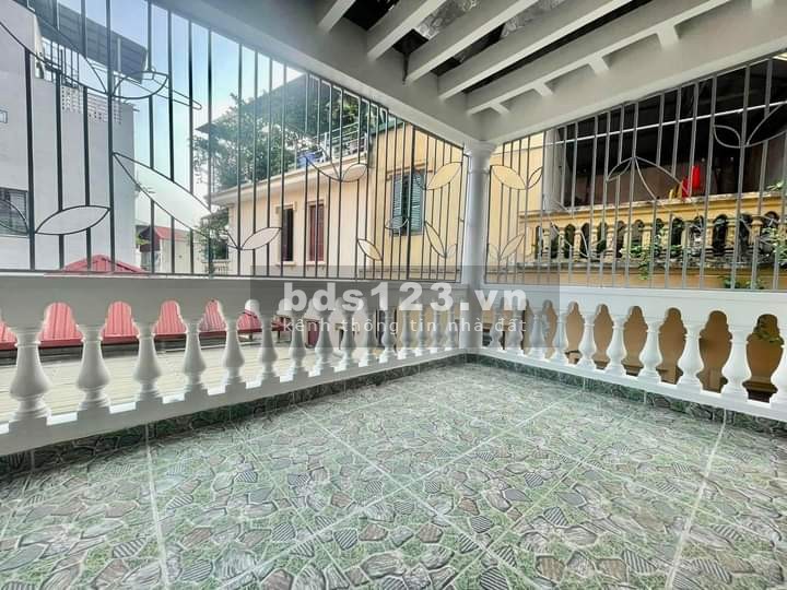 Sốc chủ cần bán nhà nguyên căn Quang Trung Hà Đông ô tô vào nhà dtsd 41m2, giá 3.9 tỷ