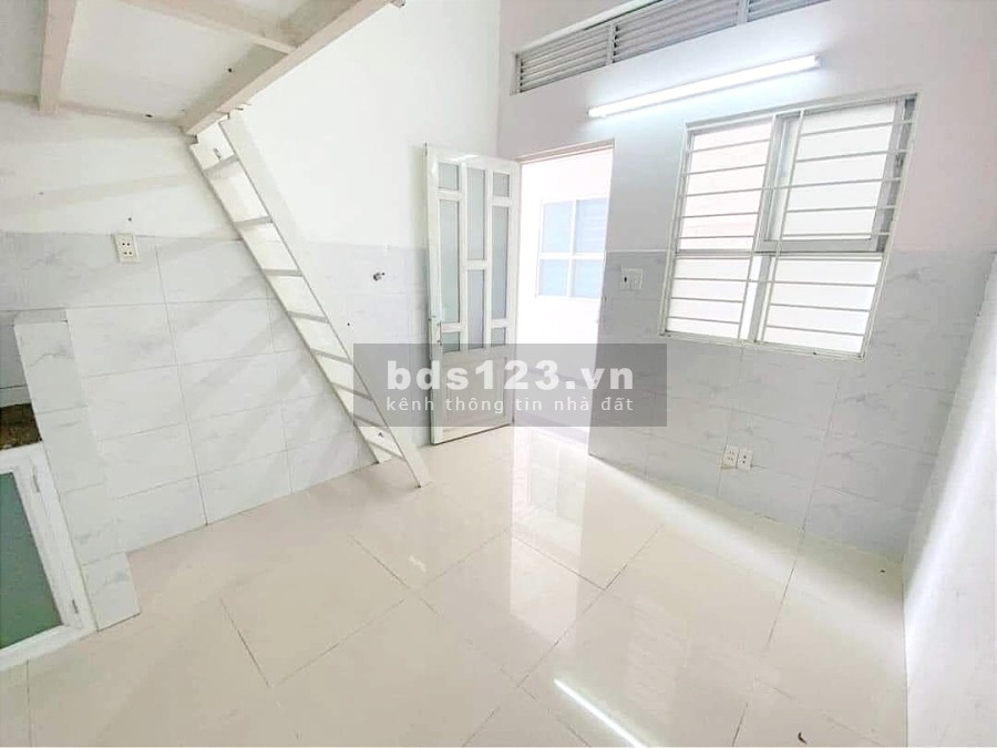 Cho thuê phòng trọ mới xây ngay trung tâm Quận Tân. Bình giá bao rẻ, có sẵn đầy đủ nội thất