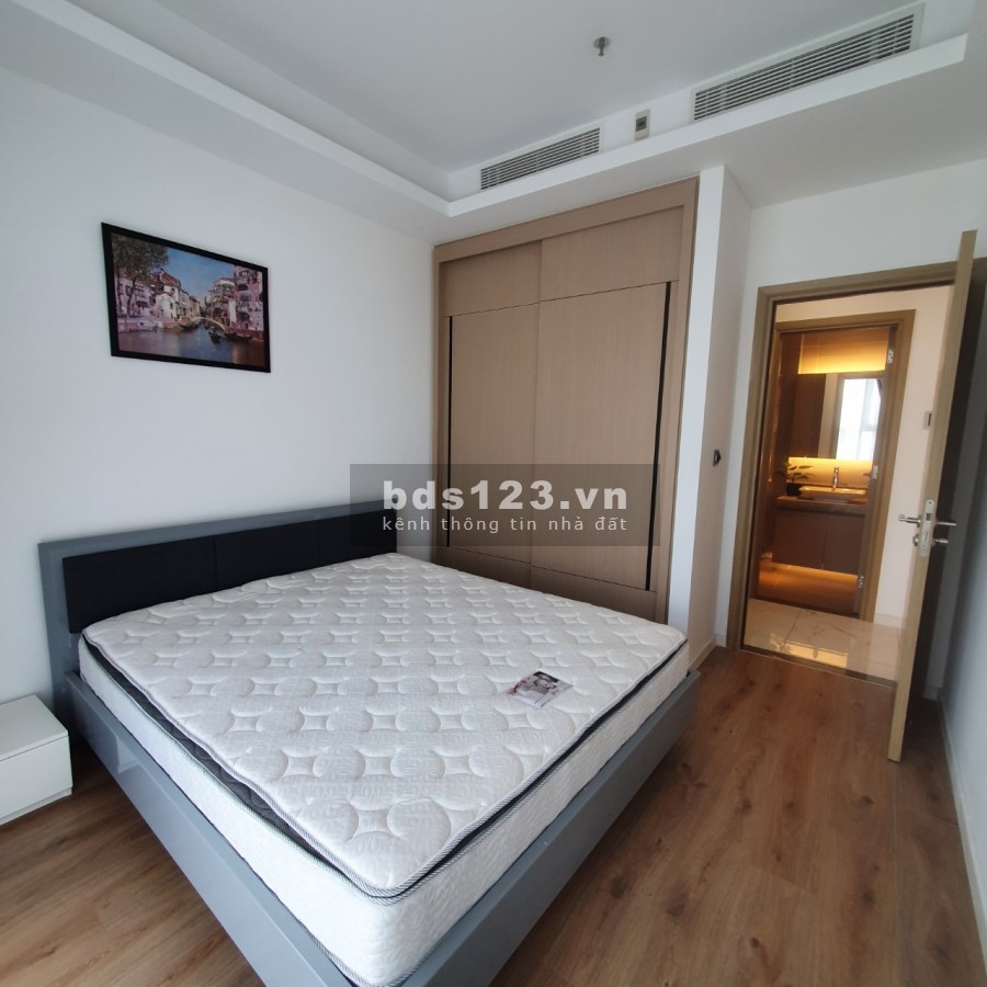 Cho thuê căn 2PN, full nội thất cao cấp, giá 22 triệu/tháng tiện ích nội khu đẳng cấp, lhcc