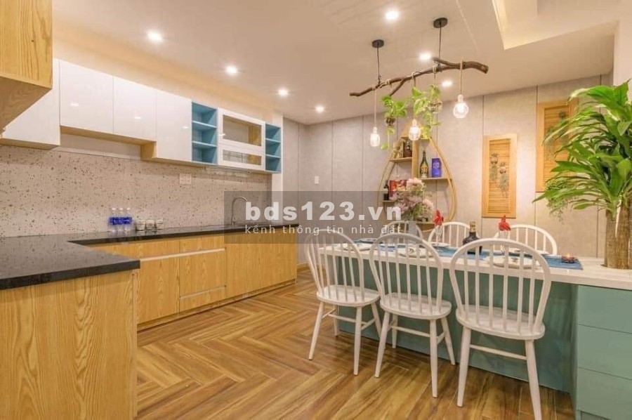 Nhà phân lô Văn Cao Liễu Giai, diện tích sử dụng 55m2 khu dân cư đông đúc lh 0904890111