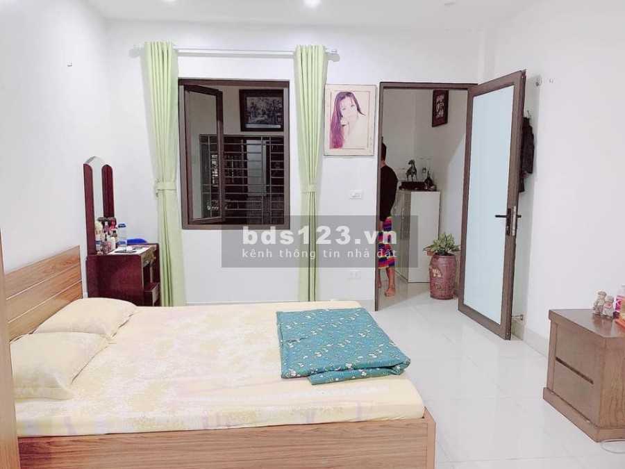 Nhà Bồ Đề dt30m2x 4 tầng, mt 4.15m, gía bán 3 tỷ