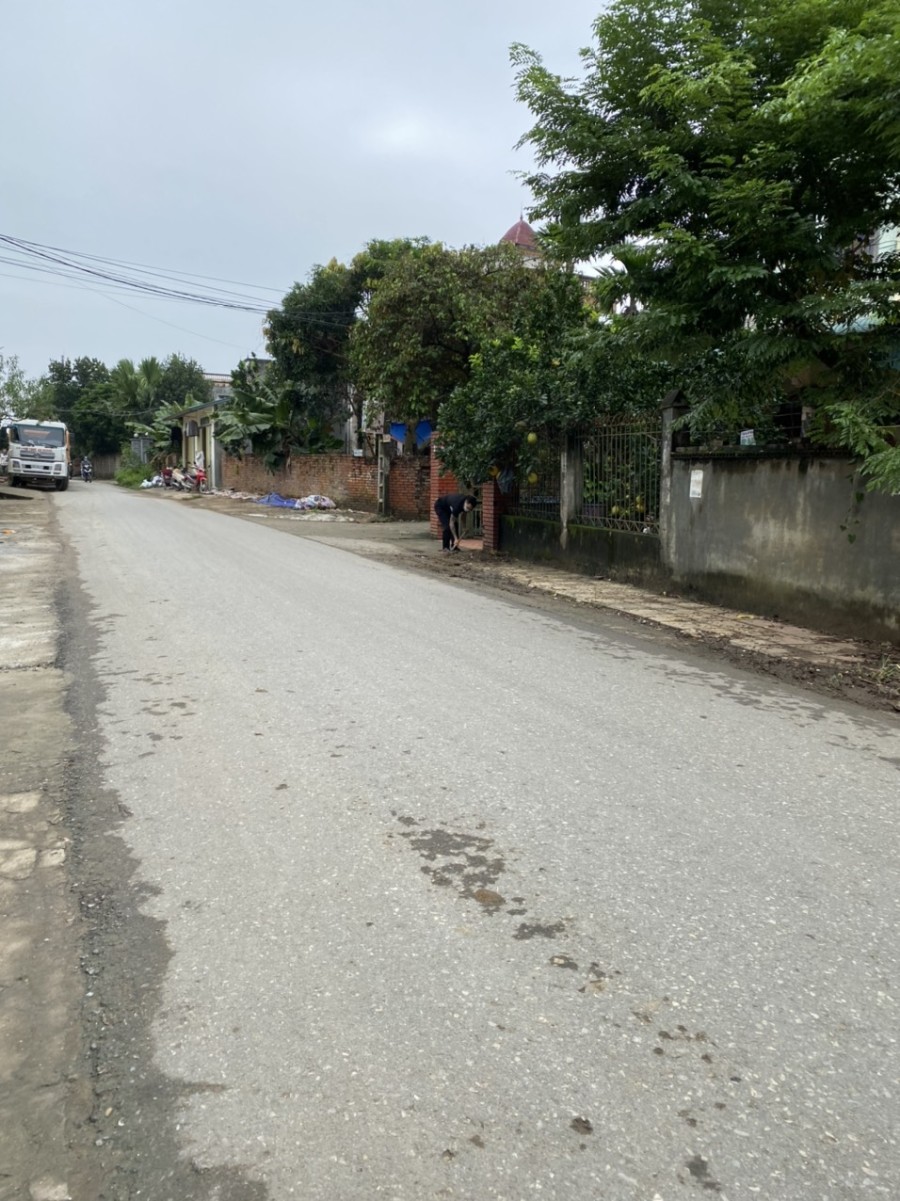 Chính Chủ Bán diện tích sử dụng 197m2 Thôn 9 Tân xã vị trí kinh doanh đẹp giá đầu tư
