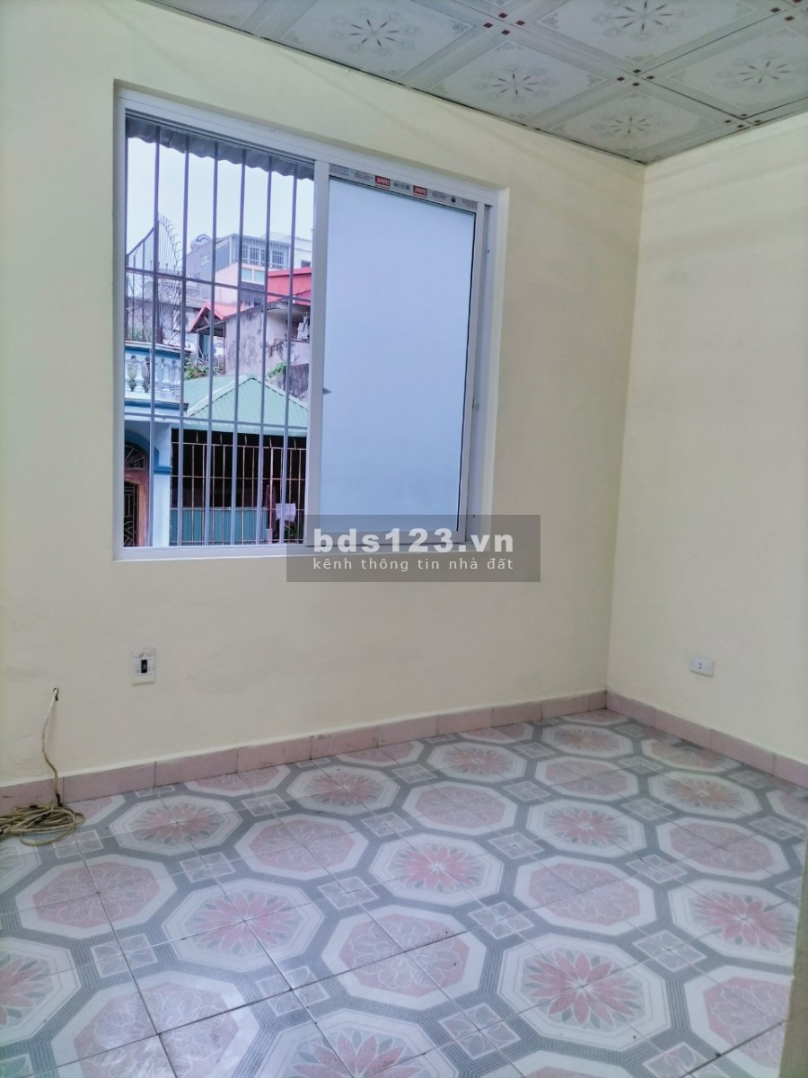 Tập thể ô tô đi lại ngõ 4 Phương Mai, diện tích sử dụng 45m2, giá bán chỉ 1.35 tỷ