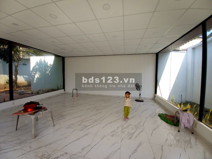 [Bình tân] Văn phòng cho thuê quận Bình tân có view sân vườn thoáng mát
