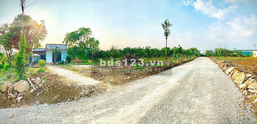Đất vườn biệt thự có thổ cư sẵn, giá 1.5 triệu/m2- 3.5 triệu/m2 vị trí đẹp, pháp lý an toàn