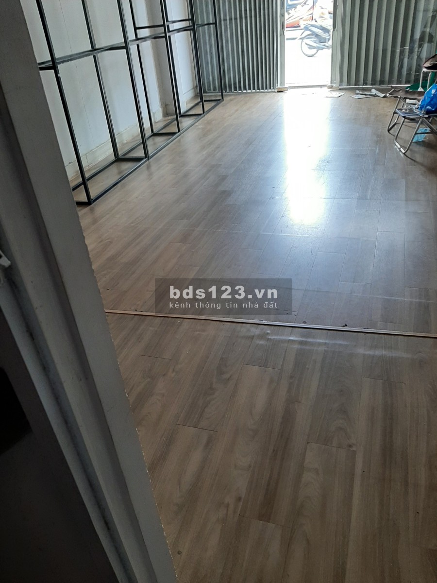 Cho thuê nhà kho giá rẽ hoặc kinh doanh mặt hàng khô ráo đường lớn, xe ra vào thoải mái