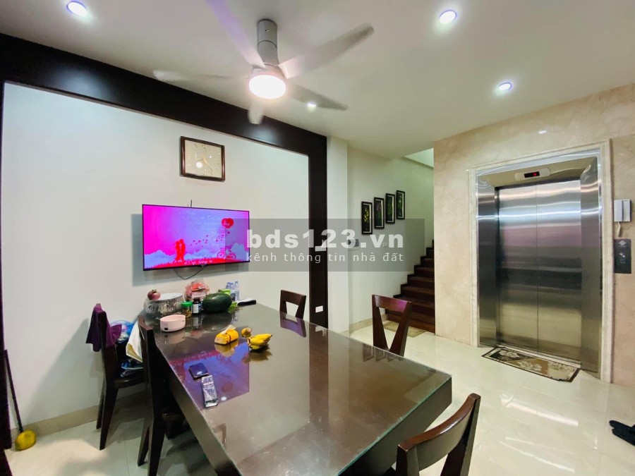 bán nhà hoàng văn thái, Thanh Xuân, có thang máy, dtsd 90m2 6 tầng giá 14,5 tỷ, oto 7 chỗ vào nhà