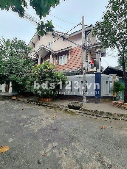 Biệt thự lô góc đường Thới An, diện tích sử dụng 188m2,…