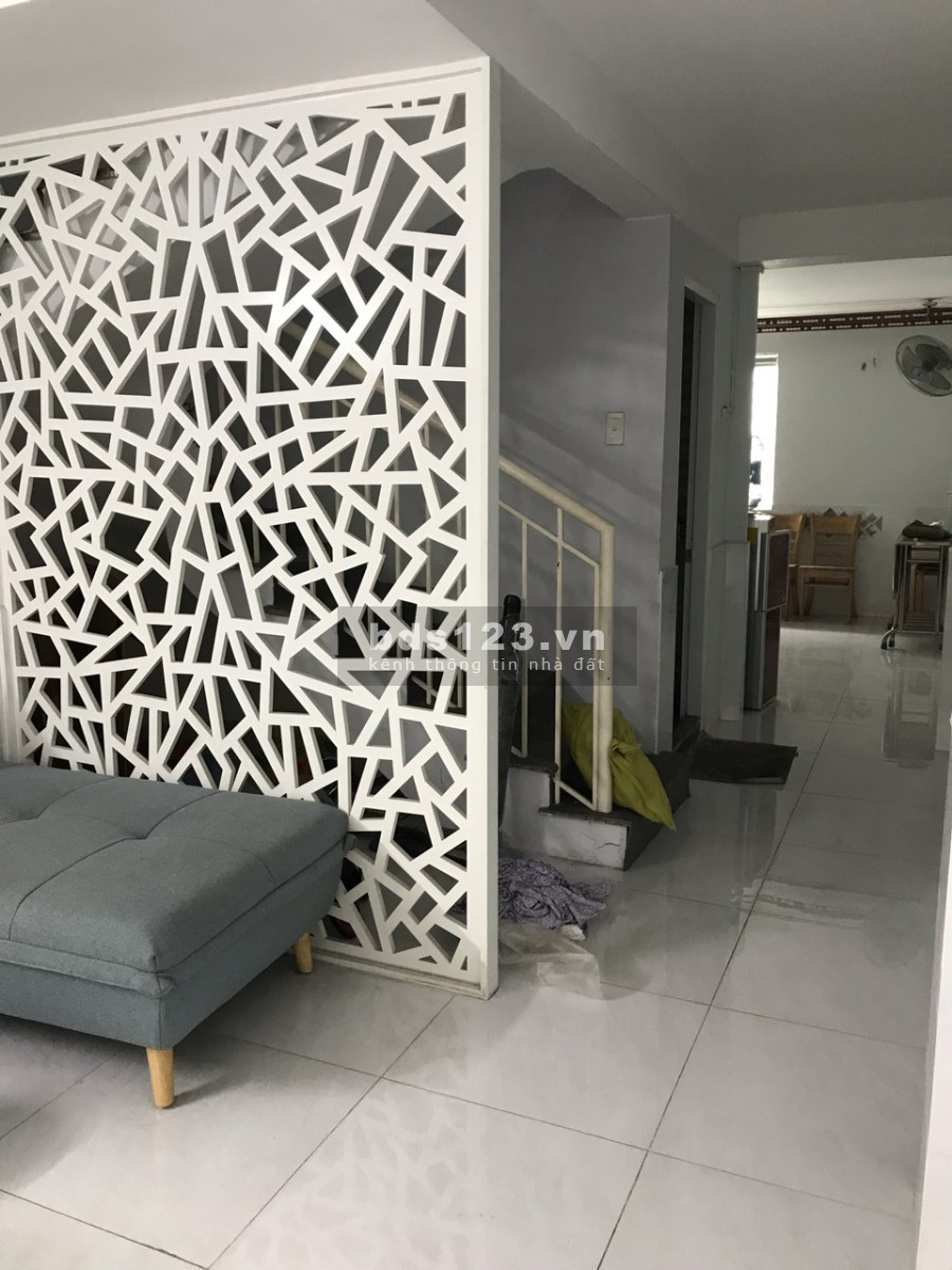 Chính chủ gửi bán căn Shophouse chung cư 44B Trần Quang Khải, Quận 1, dt 105m2, giá 4.3 tỷ