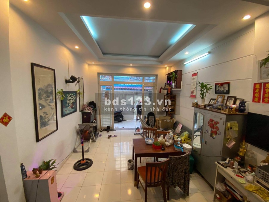 Nhà Bình Thạnh hàng Xóm Quận 1 giá tầm 70 triệu/m2 trệt 1 lầu diện tích 75m2 chỉ 5,3 tỷ