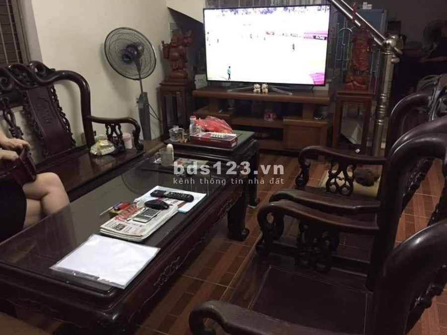 Bán nhà cực gấp, lấy tiền đổi mạng, diện tích sử dụng 49m2, giá bán chỉ nhỉnh 2 tỷ sổ chính chủ