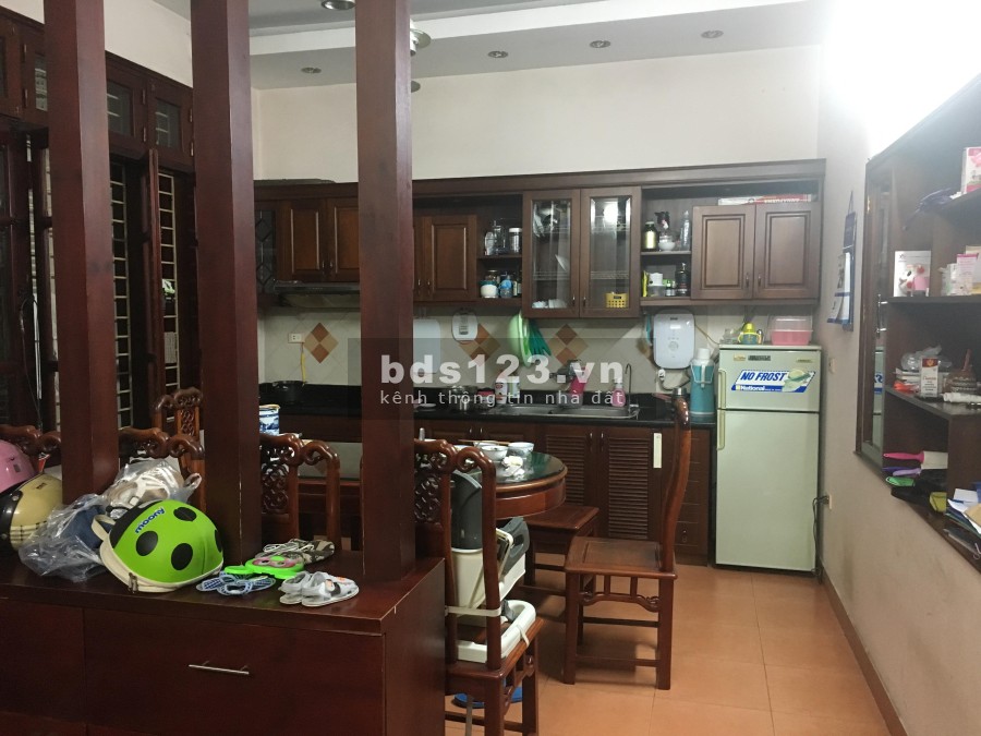 Bán nhà cực gấp, lấy tiền đổi mạng, diện tích sử dụng 49m2, giá bán chỉ nhỉnh 2 tỷ sổ chính chủ