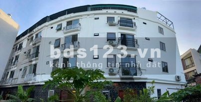 Tổ hợp nhà ở liền kề 10 căn tại Việt Hưng