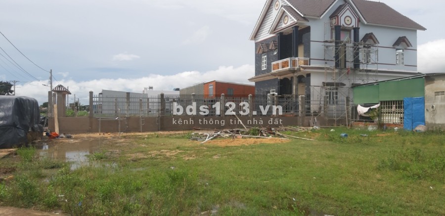Bán đất chính chủ khu tái định cư Hộ Hải 2 mặt tiền cách Quốc lộ 1A 20m, khu dân cư đông đúc